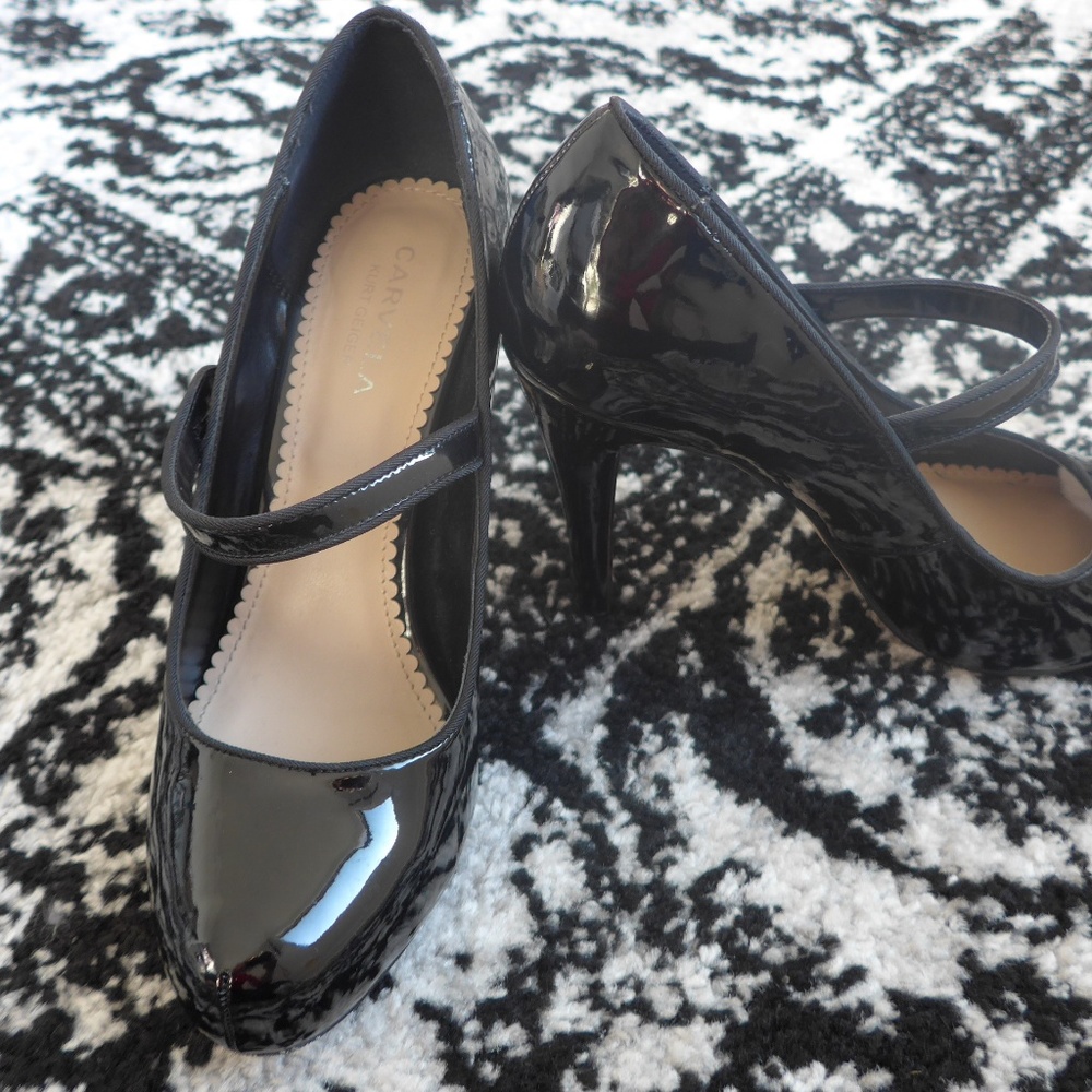 Carvela Kurt Geiger Black Patent Mary Jane Heels